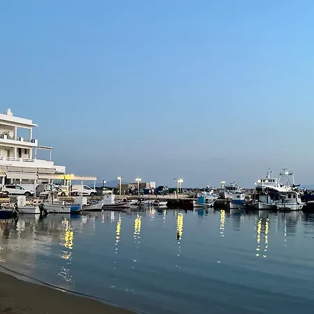 Paros Dream House Apartament Piso Livadi