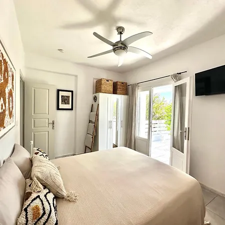 Paros Dream House Apartament Piso Livadi
